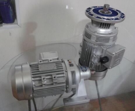 小擺線配90W電機(jī) WB65微型擺線針輪減速機(jī)