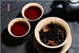 小青柑哪個牌子{zh0}_柑春秋柑普茶原生態(tài)純手工制作_口感純正