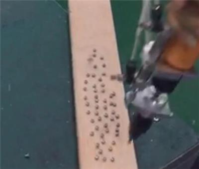 手持式螺丝机 自动锁付螺丝视频