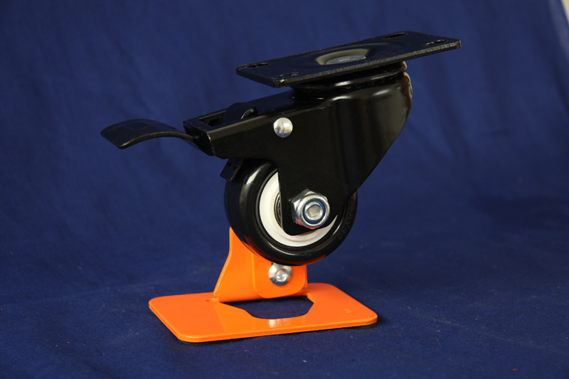 Medium duty PU swivel caster with brake