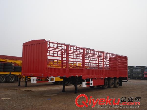 二手13米半掛油罐車(chē)