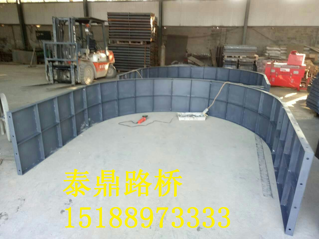 拱形護(hù)坡模具廠家批發(fā)銷售原始圖片2
