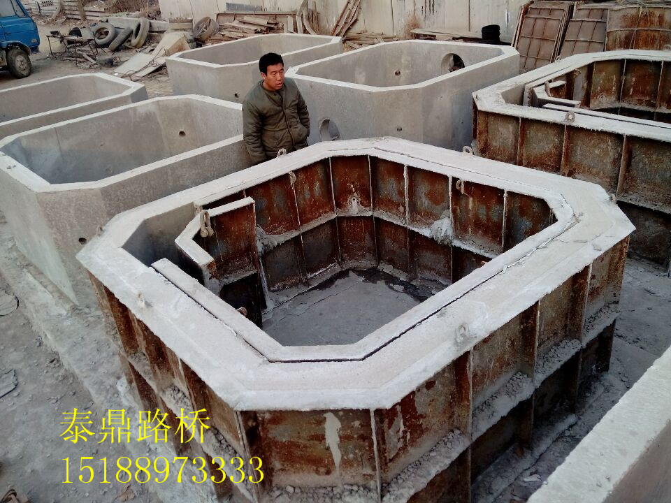 方形化糞池模具技術(shù)先進(jìn)，品質(zhì)可靠