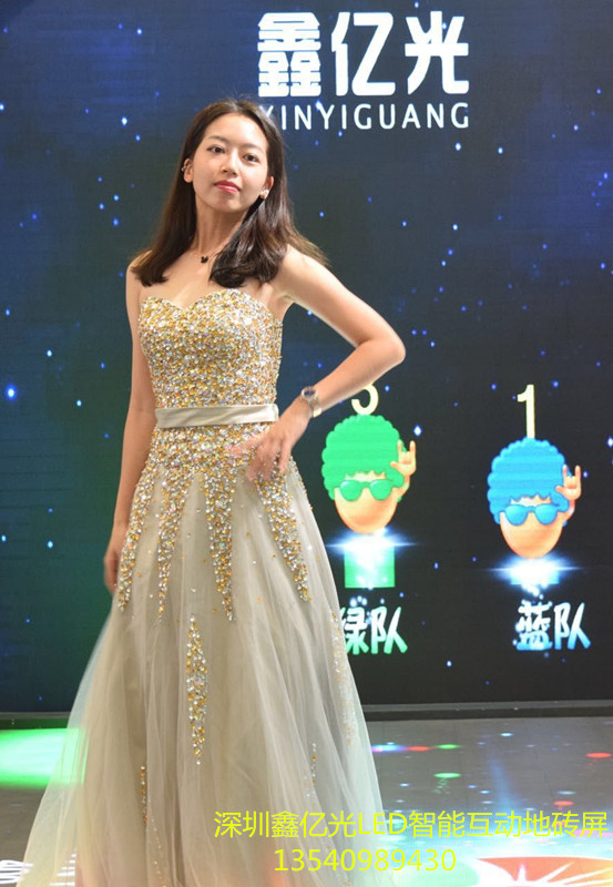 鑫億光LED地磚屏，智能感應互動地板P6.25