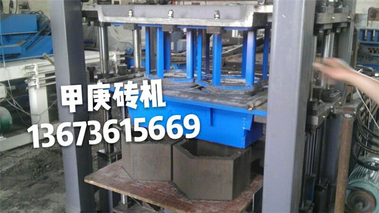強制式布料河南3-15河流護坡磚機全自動免燒水泥磚機【環(huán)保磚機器】原始圖片3