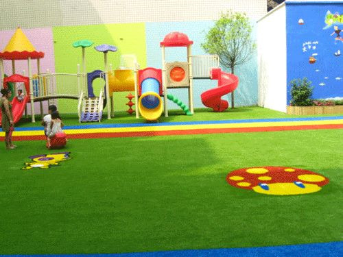 幼兒園人造草坪施工廠家彩色人造草坪批發(fā)原始圖片3