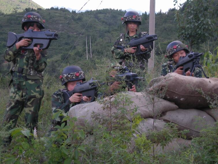 歷奇探險-軍事體驗樂園-真人CS-激光打靶